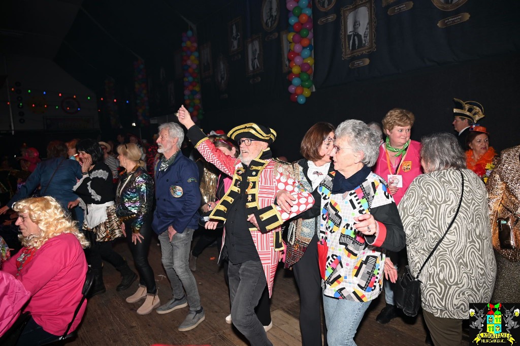 ../Images/Seniorencarnaval 2026 130.jpg